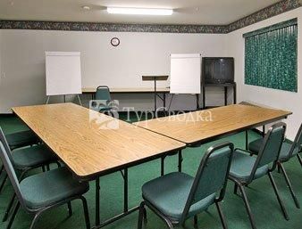 Days Inn Port Orchard 2*