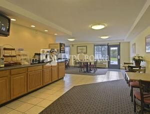Travelodge Portland 2*