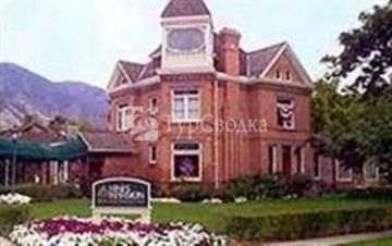 Hines Mansion Bed and Breakfast 3*