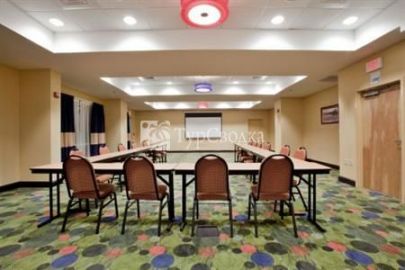 Holiday Inn Express Hotel & Suites Southwest Raleigh 3*