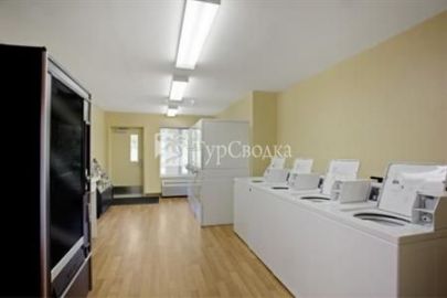 Crossland Economy Studios Sacramento-Point East Dr 2*