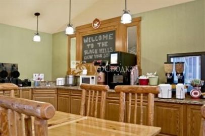 Americinn Lodge & Suites Rapid City 2*