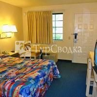 Motel 6 Redding South 2*