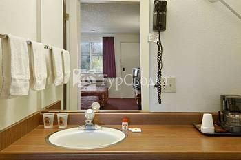 Super 8 Reno/University Area 2*