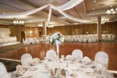 Doubletree Hotel Rochester 3*