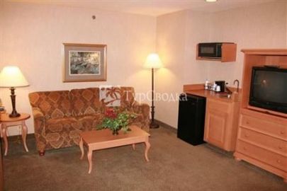 Hampton Inn Saint Robert/Fort Leonard Wood 2*