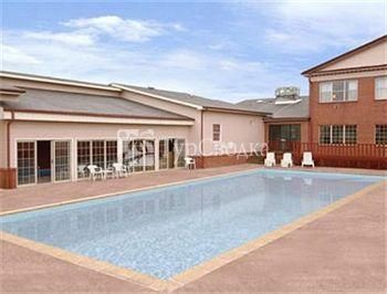 Ramada Inn Fort Wood Saint Robert 2*