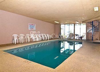 Econo Lodge San Angelo 2*