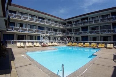 Windjammer Motor Inn 2*