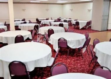 Econo Lodge Truman Inn 2*