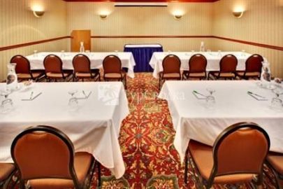 Holiday Inn Sioux City 3*