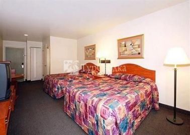 Quality Inn & Suites Montclair 2*