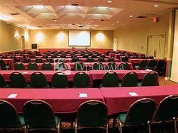 Stillwater Plaza Hotel and Conference Center 3*