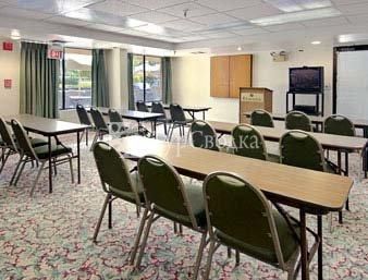 Ramada Inn Tampa 2*