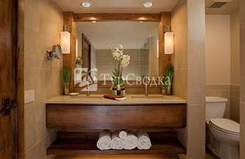 Peaks Resort & Spa 3*