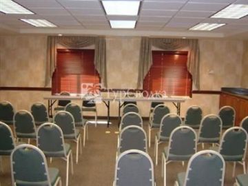Holiday Inn Express Hotel & Suites Tucson Mall 2*