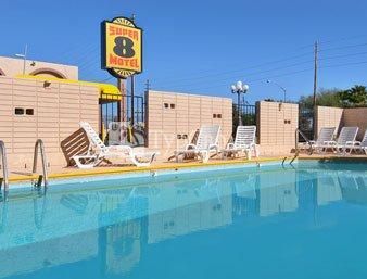 Super 8 Motel Tucson East / DMAF Area 3*