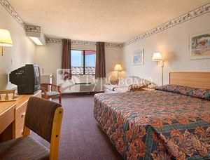 Super 8 Tucson/Grant Road Area 2*