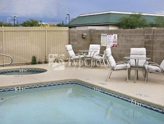 Travelodge Tucson Ina Rd 2*