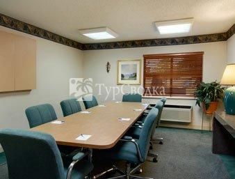 Baymont Inn & Suites Tulsa 2*