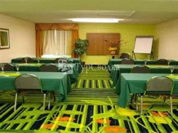 La Quinta Inn & Suites Tulsa Central 3*