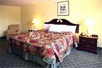 Tyler Express Inn 2*