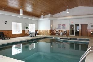 Best Western Inn & Suites WaKeeney 2*