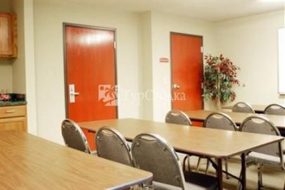 BEST WESTERN Governors Inn & Suites 2*