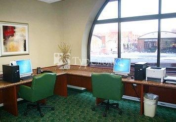 Courtyard by Marriott - Wichita at Old Town 3*