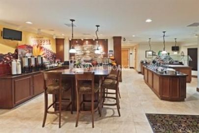 Staybridge Suites Wichita 3*