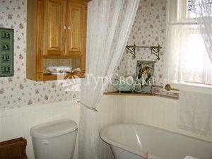 Violet Rose Bed & Breakfast 2*