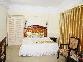 Classic Hoang Long Hotel 3*