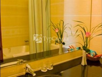 Lucky Hotel Hanoi 2*