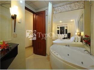 Lan Lan Hotel 1 3*