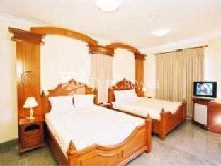 May Hotel 3*