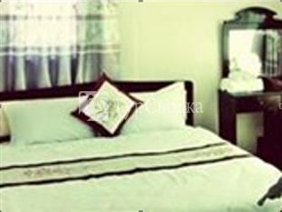 A Trinh Hotel 2*
